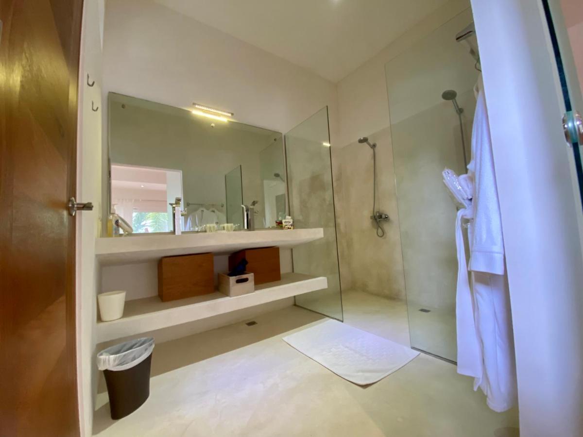 Deluxe Suite mit Whirlpool-Badewanne
