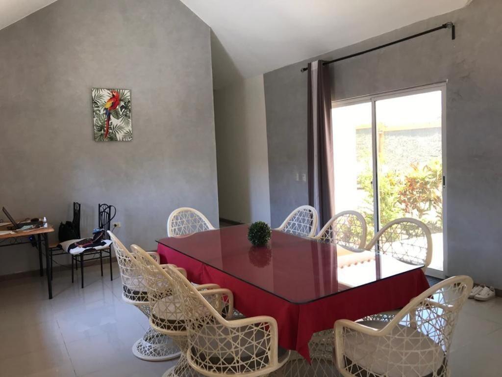 Villa,1179432607:JPEG
