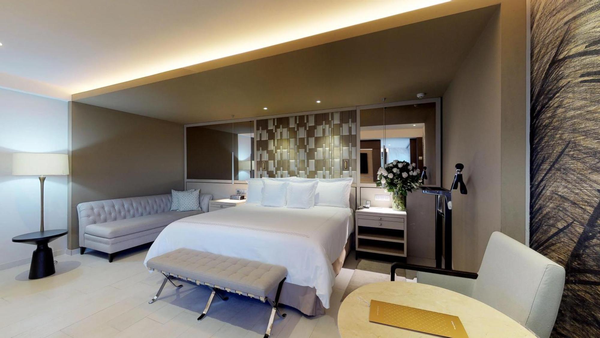 Junior Suite Royal Ambassador