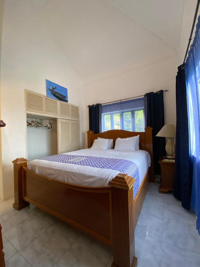 Suite mit Kingsize-Bett und Meerblick