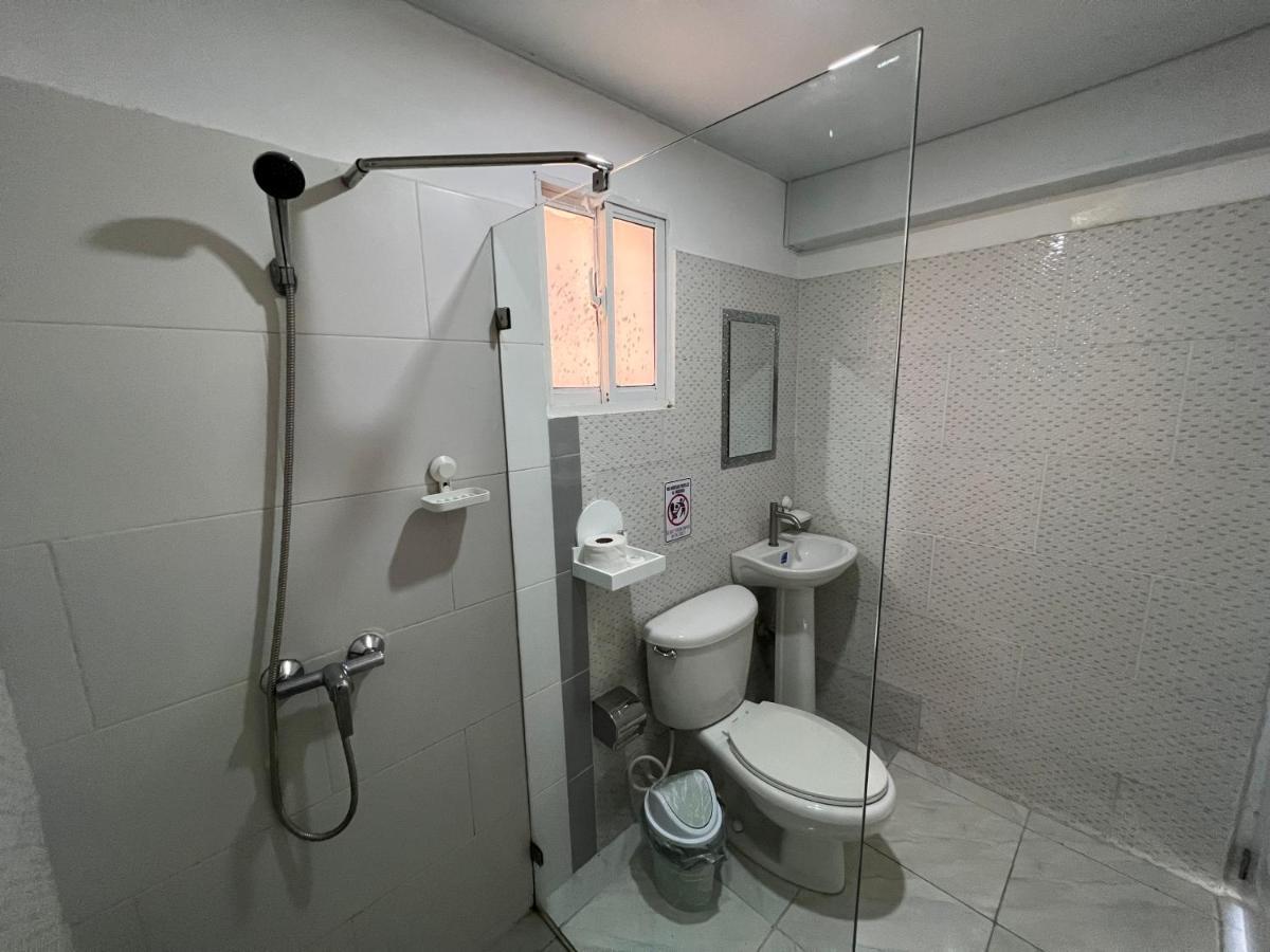 Single Room,1552467469:JPEG