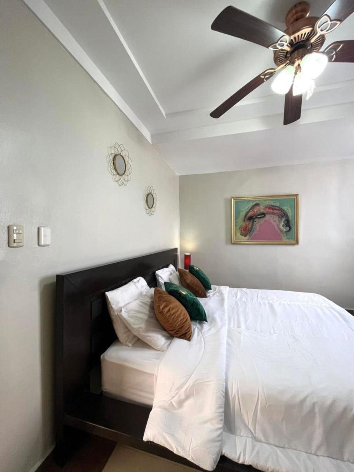 Quarto com Cama Queen-size