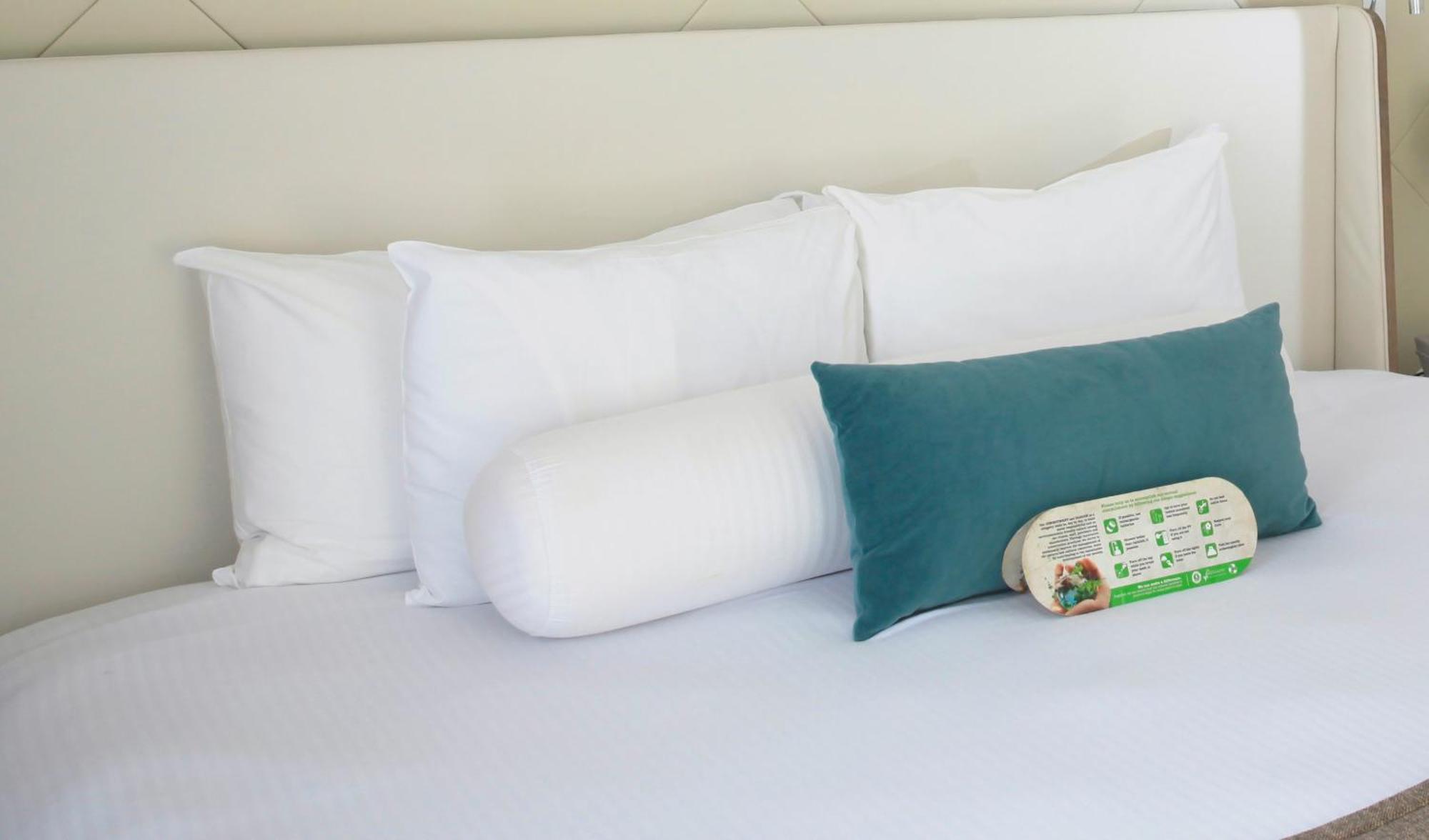 Beachfront Honeymoon Suite,1742805186:JPEG