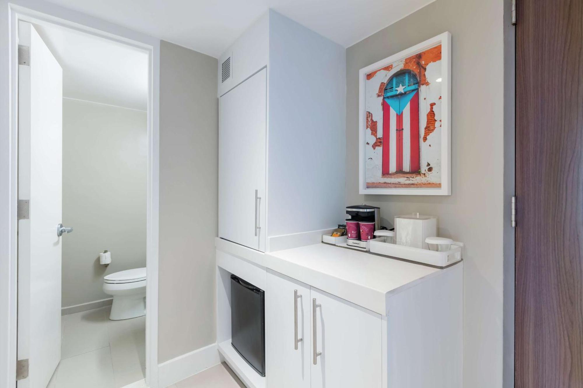 Signature Double Room with Two Double Beds and Ocean View