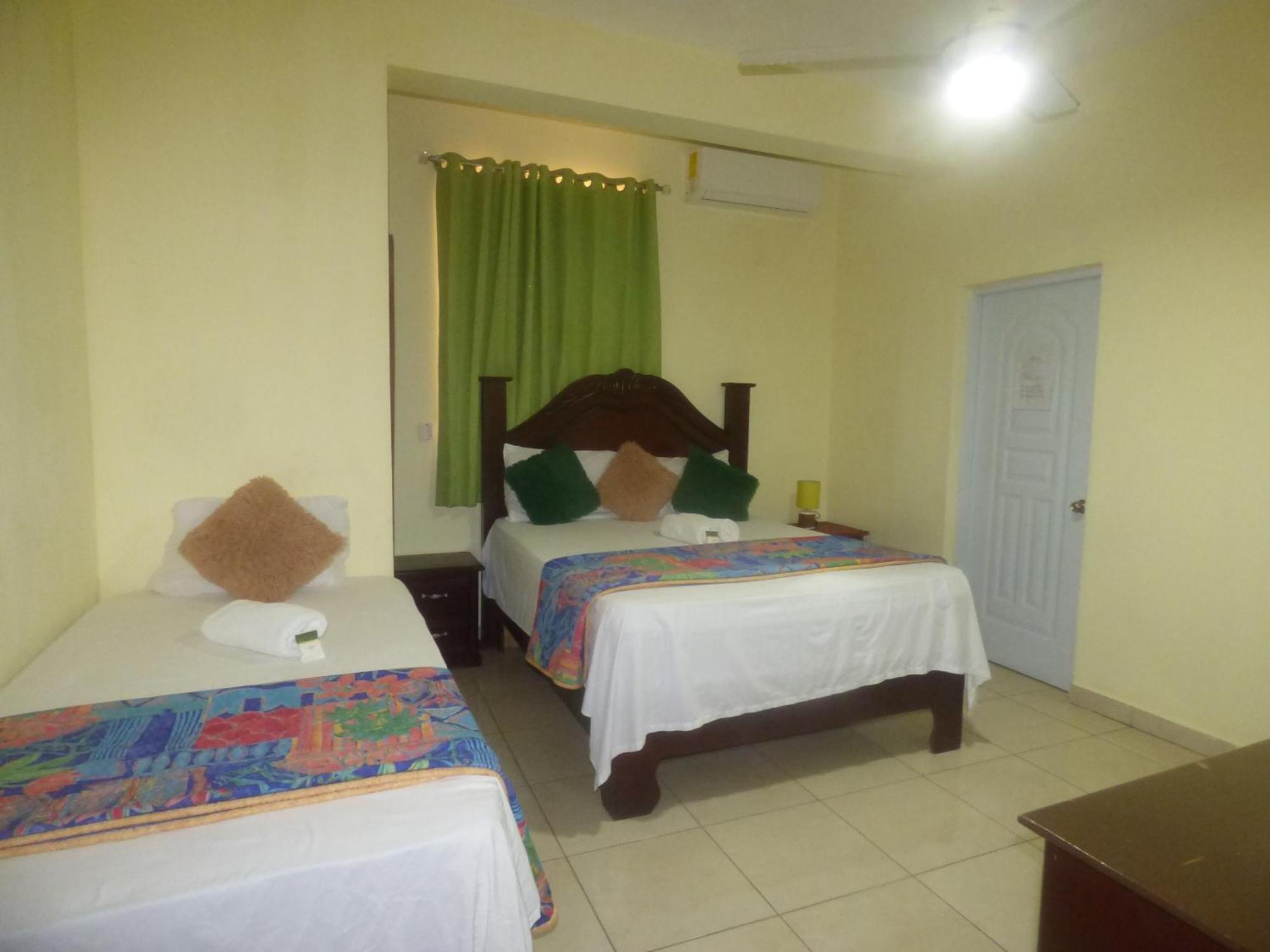 Quarto Triplo Econômico