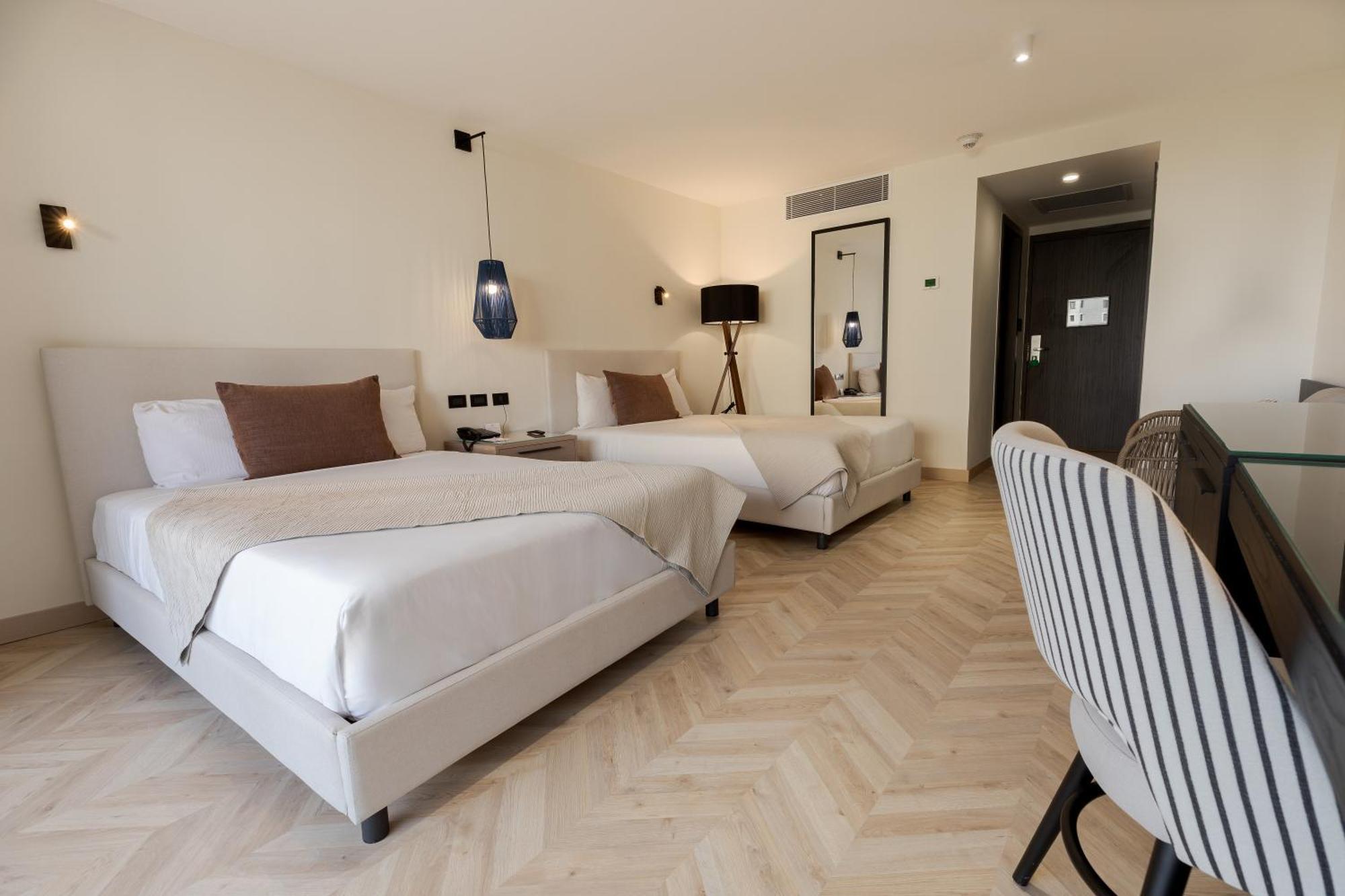 Executive Deluxe City View with Balcony
