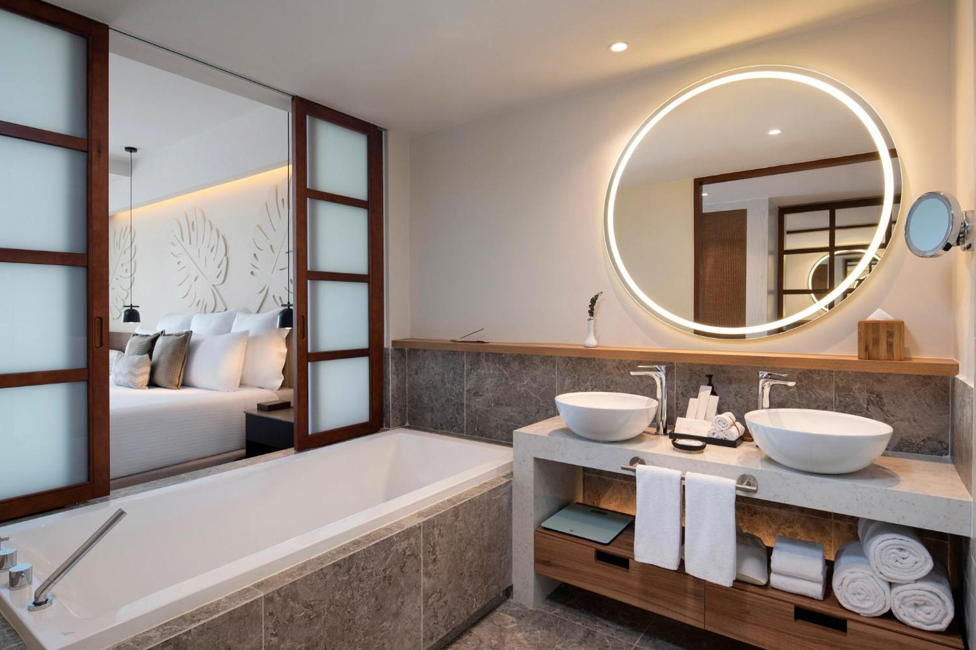Preferred Club Junior Suite Ocean Front Double Bed,1689094398:JPEG