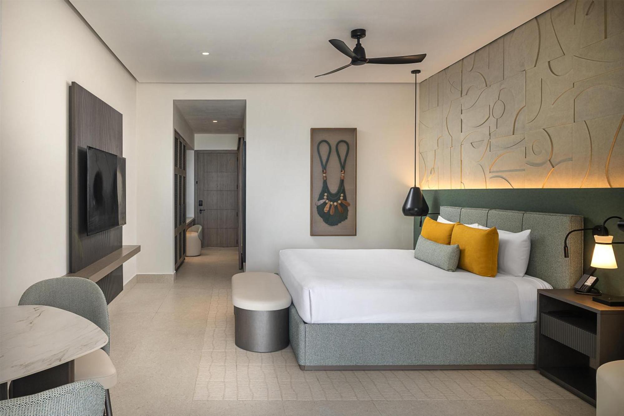 Connecting King Room with Two Queen Beds and Partial Ocean View