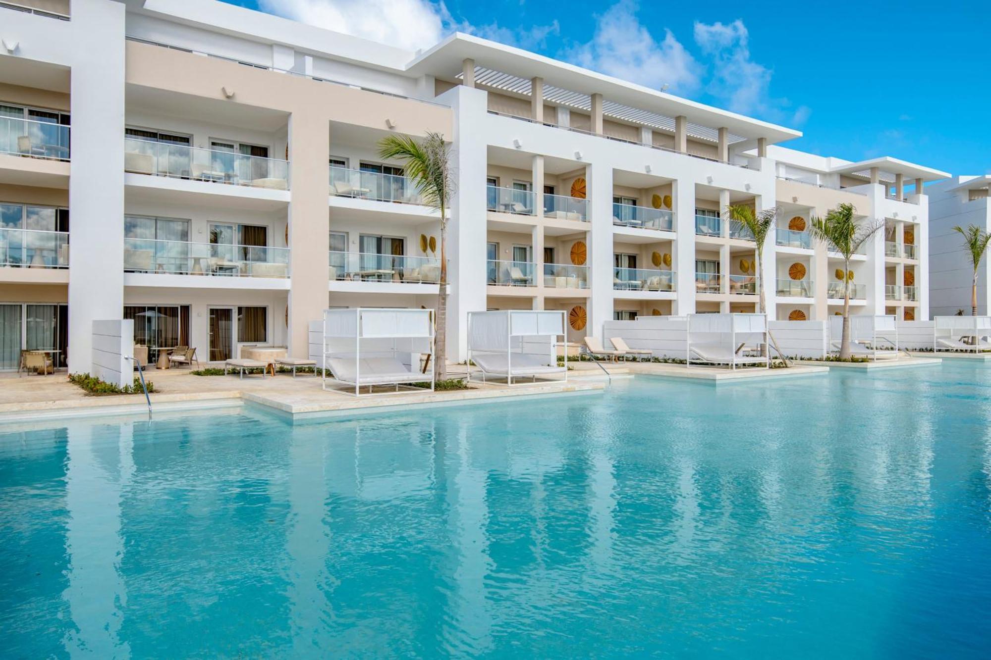 Suite Swim Up