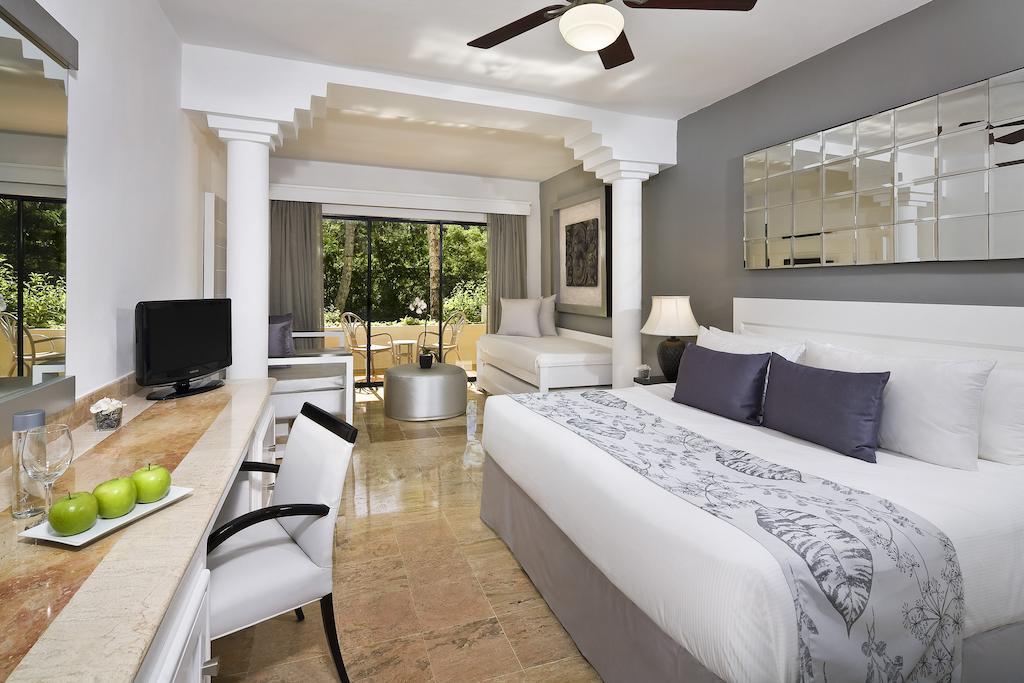 Suite Júnior Familiar (2 adultos + 2 crianças)