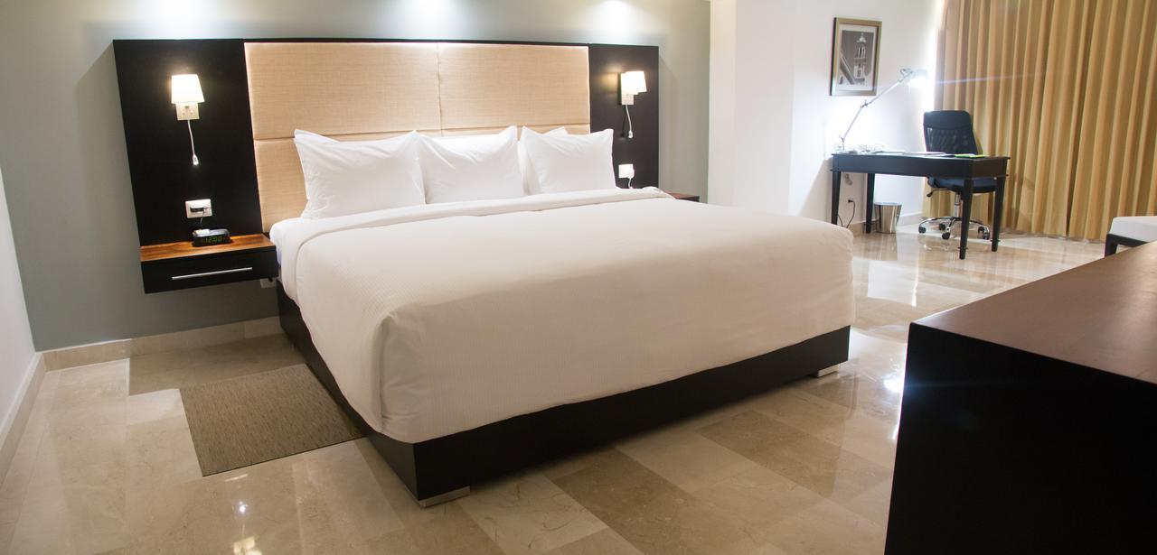 Premium King Bed,842856221:JPEG