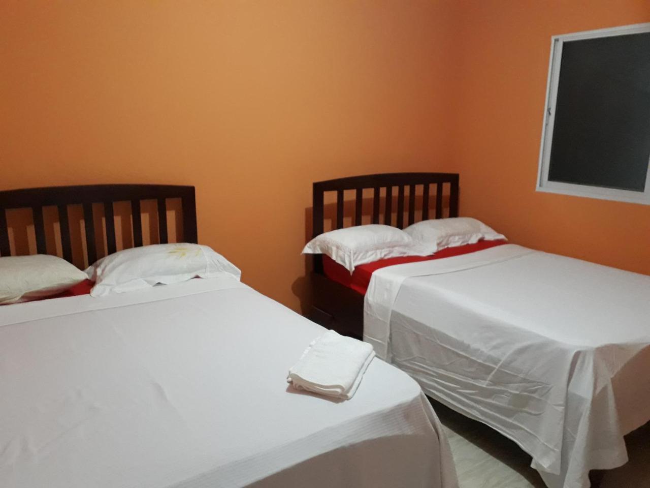 Apartamento de 3 Quartos com Camas de Casal