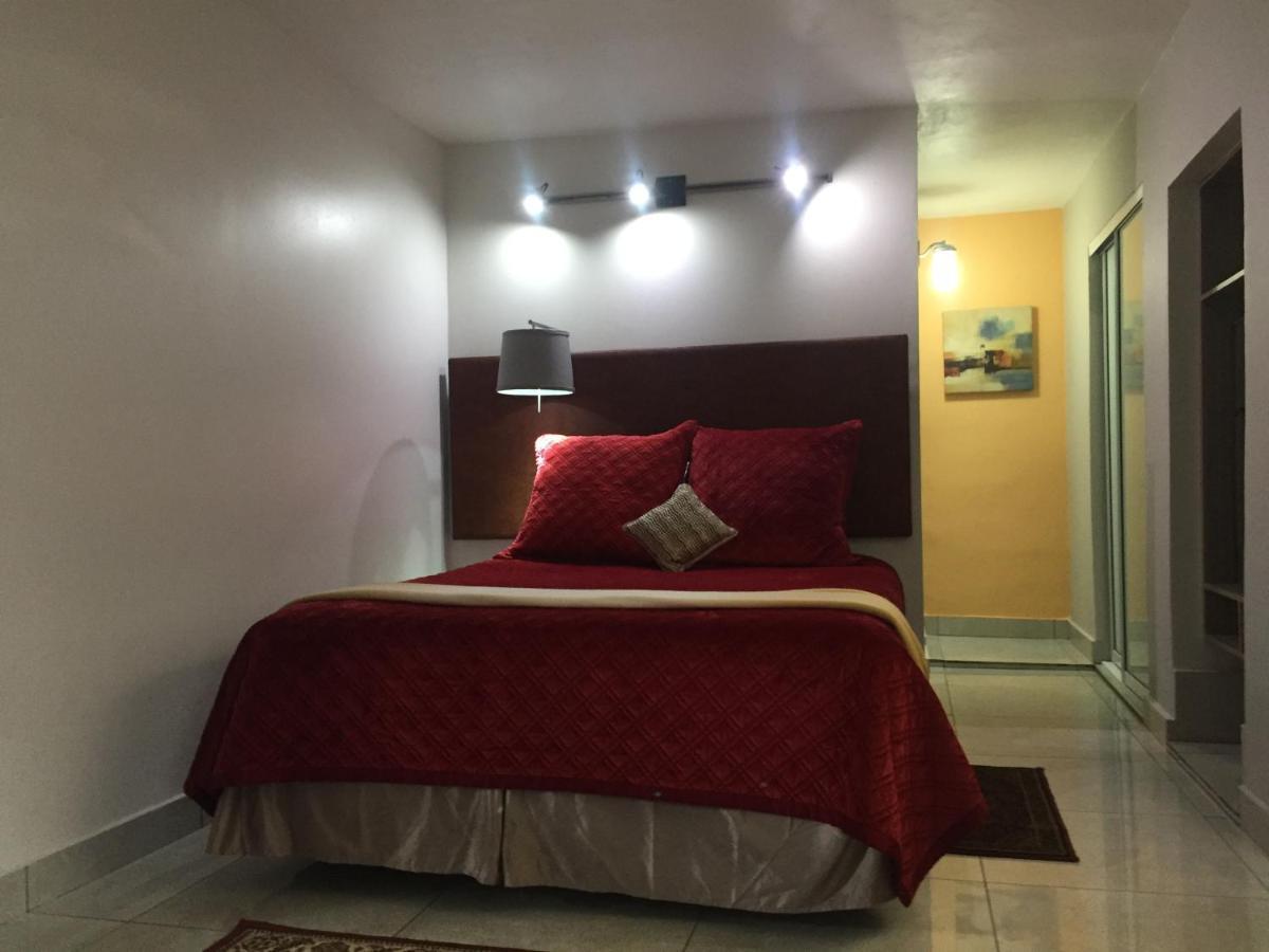 Standard Queen Room,935970124:JPEG