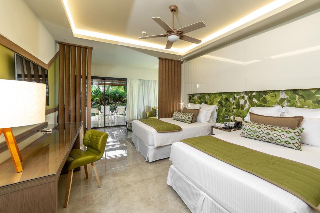 Premium Jr. Suite met Tropisch Uitzicht 2C