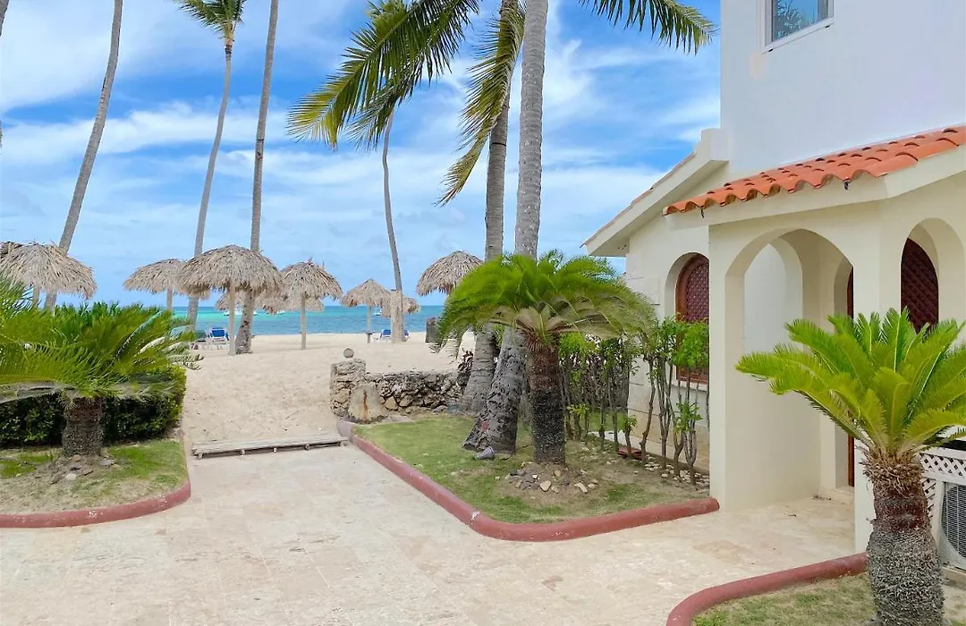Beach Front Villa With Panoramic Ocean View - Playa Los Corales-1