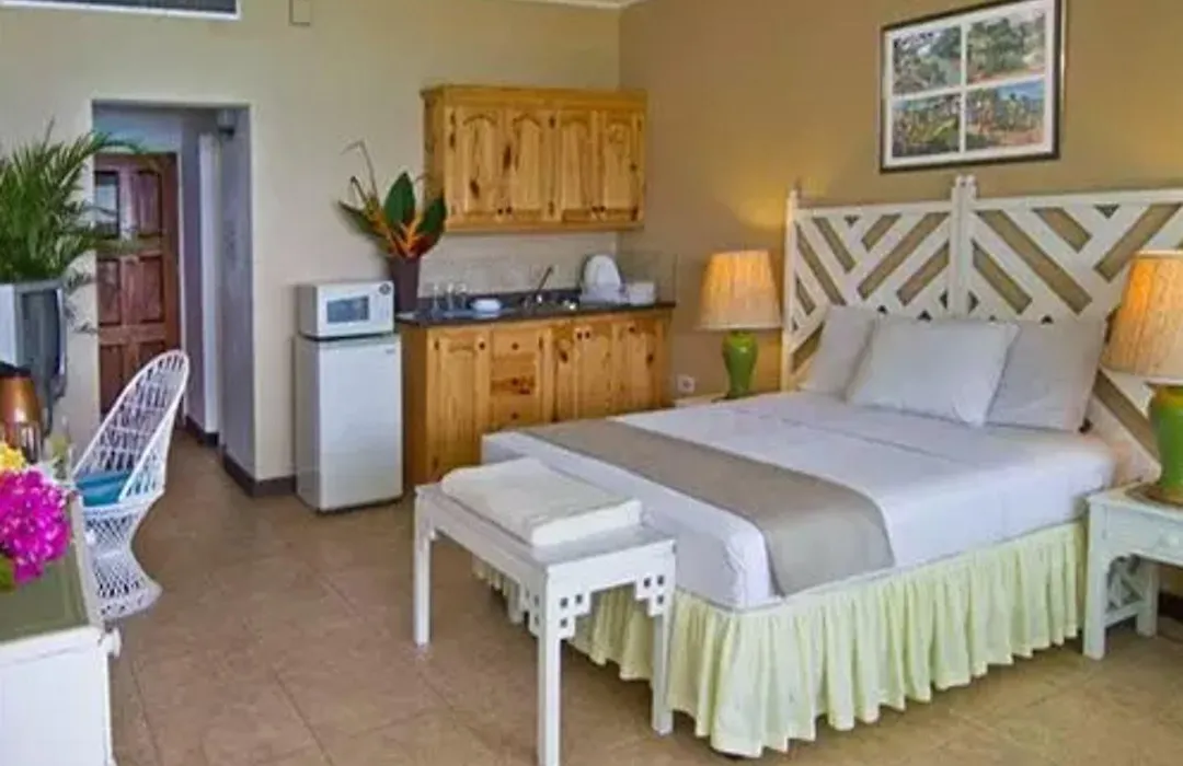Crystal Ripple Beach Lodge-1