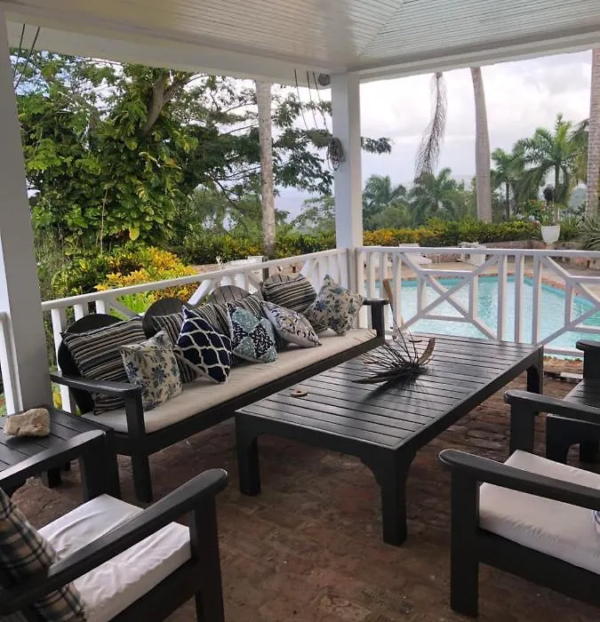 Captivating 3-Bed Villa In Montego Bay-1