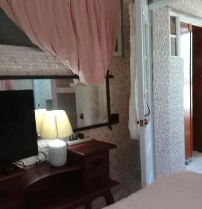 Villa Julirous Rd 2 bedrooms apartment-1