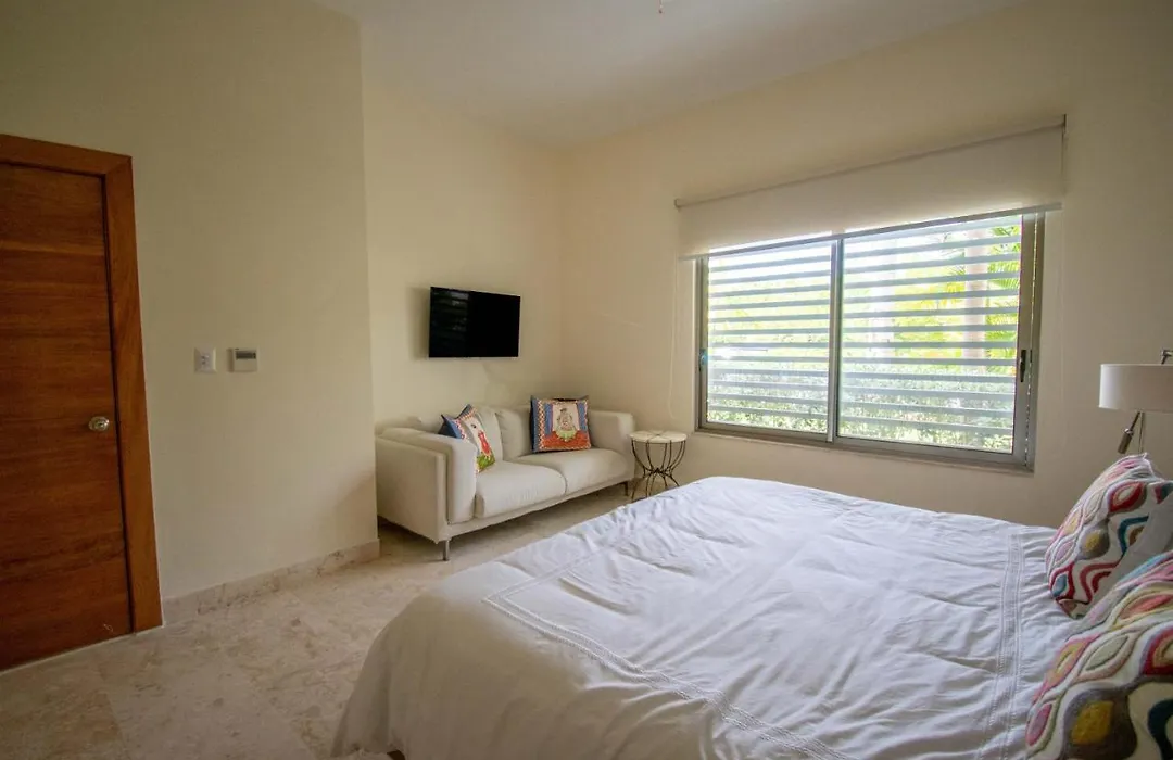 Large Fully-Equiped Golf-Front Apartment With Jacuzzi In Luxury Beach Resort-1