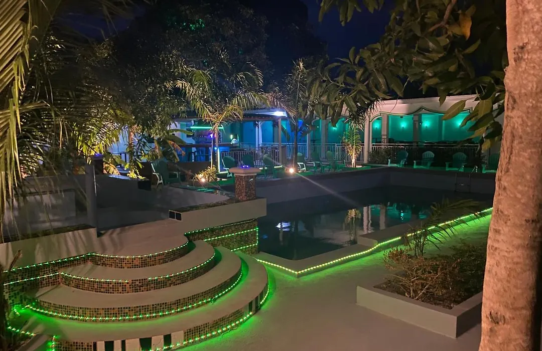 Mountain View Hotel And Bar Restaurant-1