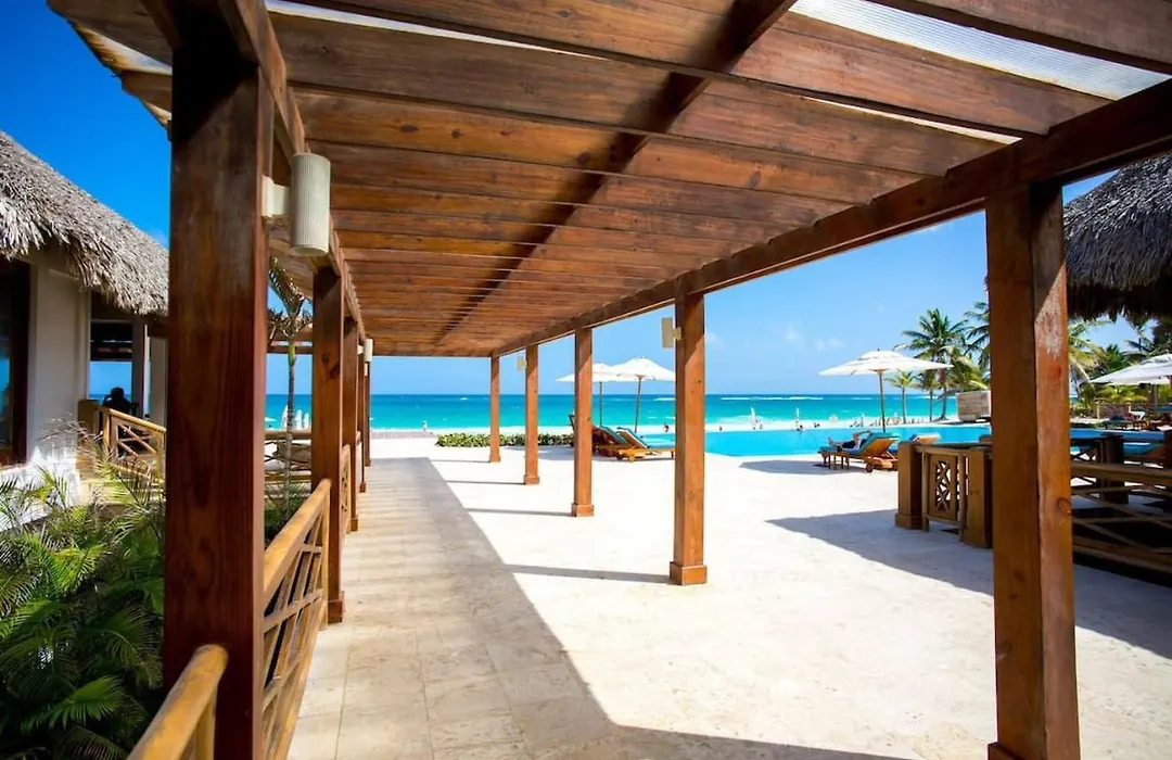 2 Bedroom Swim-Up Cana Rock-1