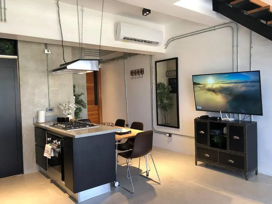 Majestic And Spacious Loft Downton, Jacuzzi New-1
