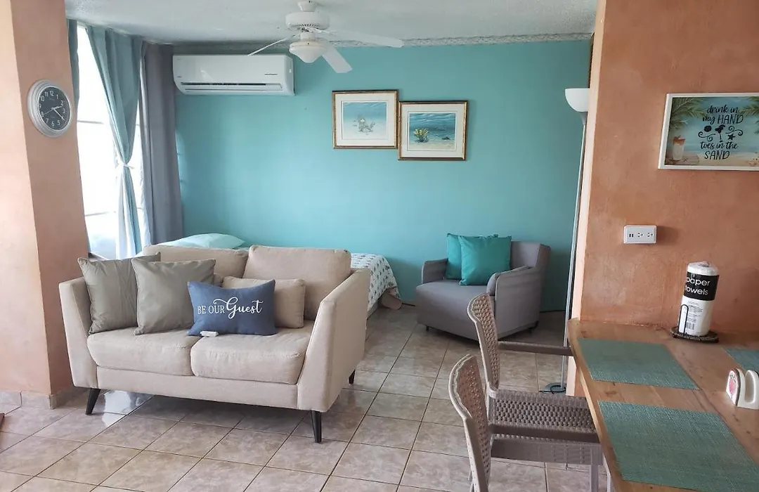 Playa Azul II 302-1
