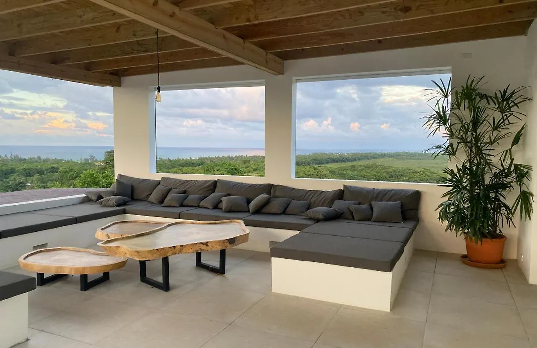 Luxury Hilltop Villa With Spectacular Panoramic Views-1