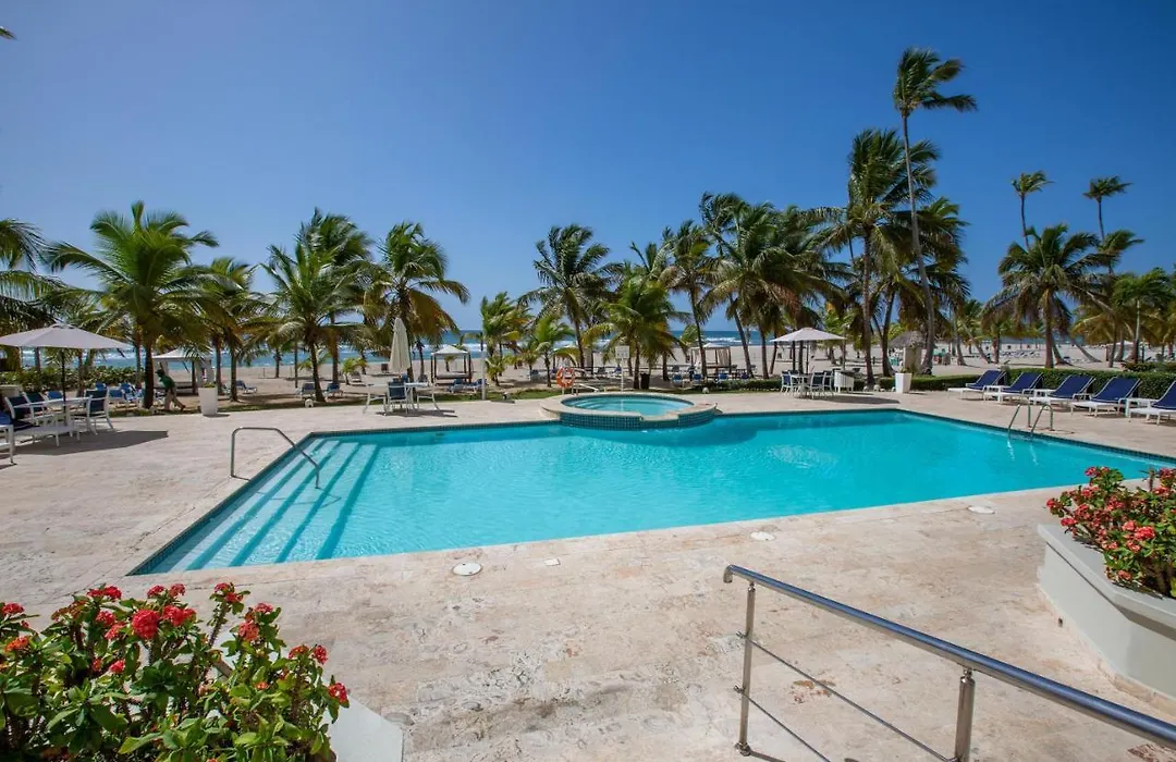 Beachfrontspacious Private Access To Beach-1