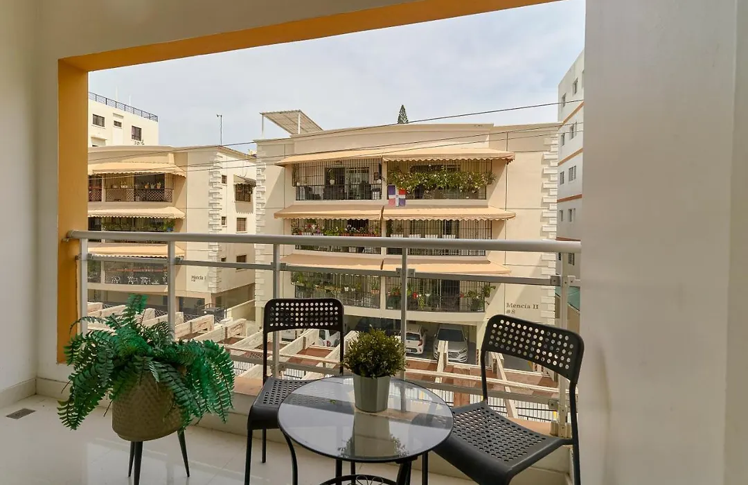 Apartamento en zona privilegiada de Santo Domingo RD-1