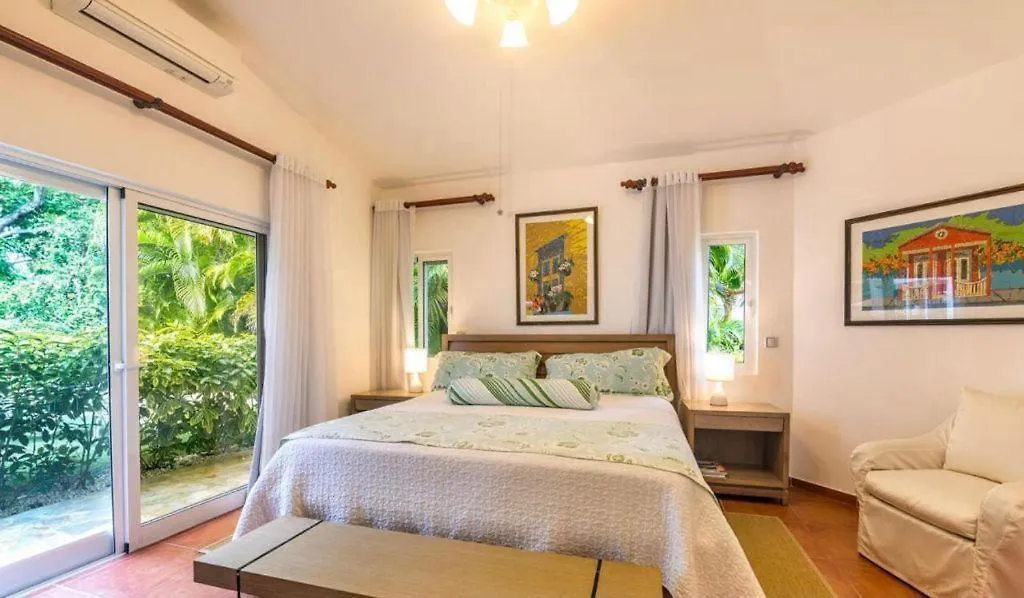 Four Bedrooms Luxury Golf View-1