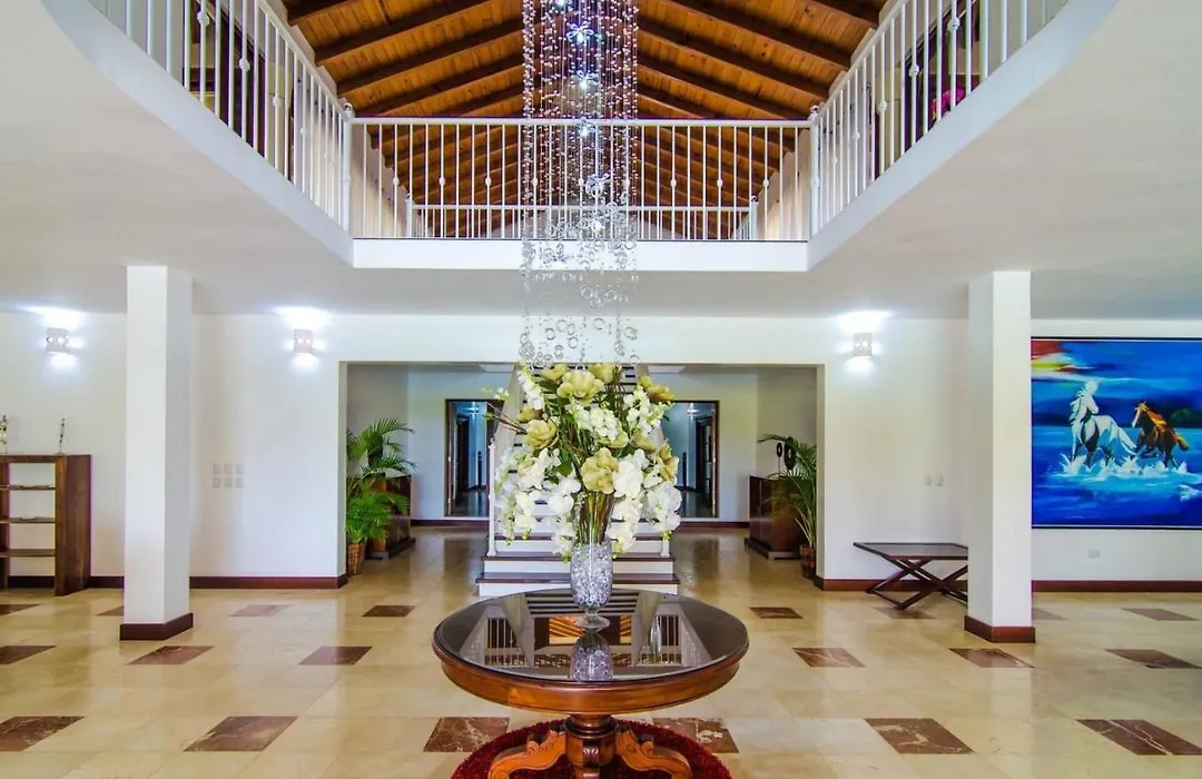 Gorgeous Villa 6Bdr Casa De Campo Resort In La Romana-1