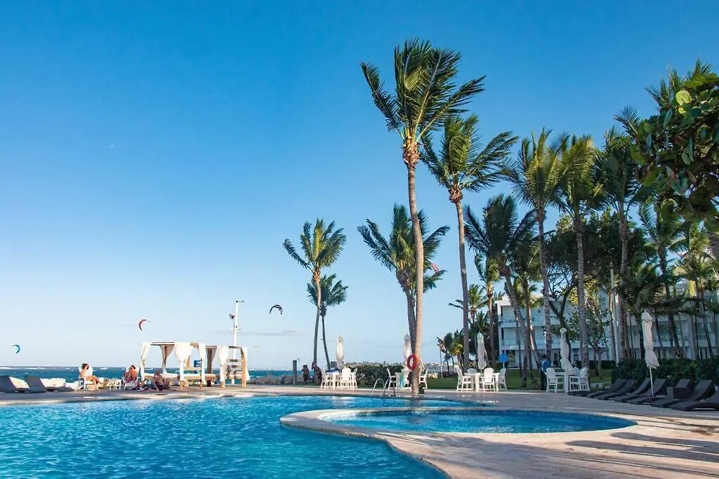Seawinds Ocean Front D33-1