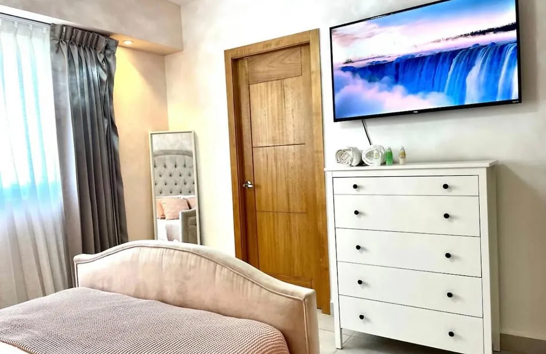 City Apartament With 2 Bedroom And Pool-1