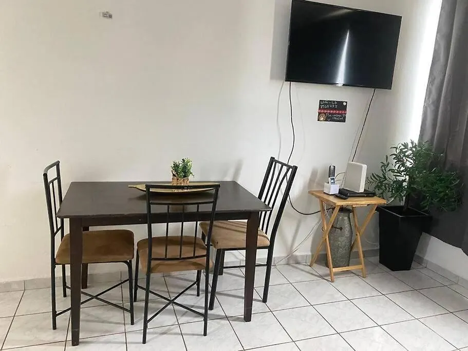 Beach Apt At Ivt 3-1