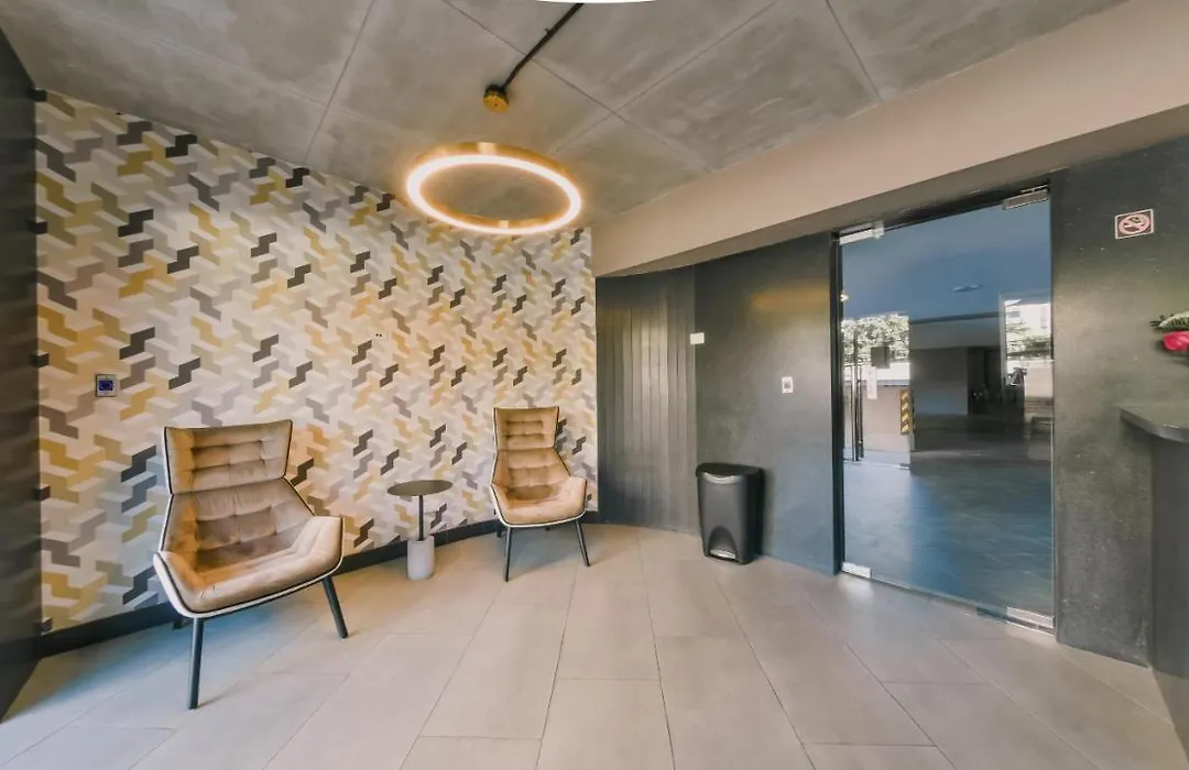 Breakfast Included Fully Serviced Apartment At Regatta Living II - 306-1