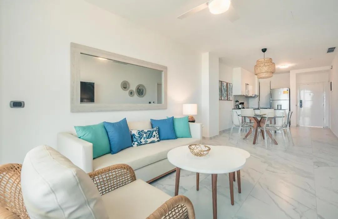 Magnificent Apartment In Cana Rock 4A-1