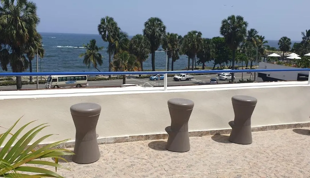 Hotel Blue Malecon-1