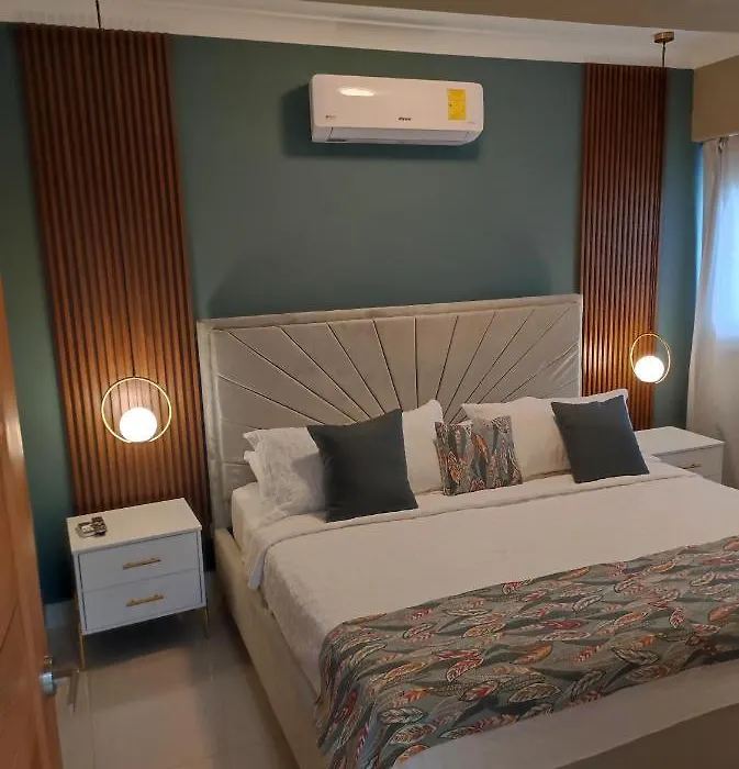 Precioso Apartamento 1Br, Piscina, Gym, Sauna, Vista A La Ciudad-1