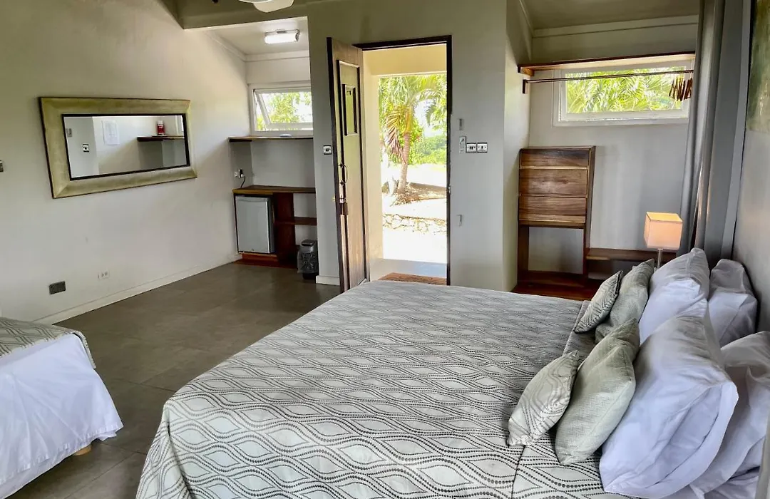 Tye'S Place-1