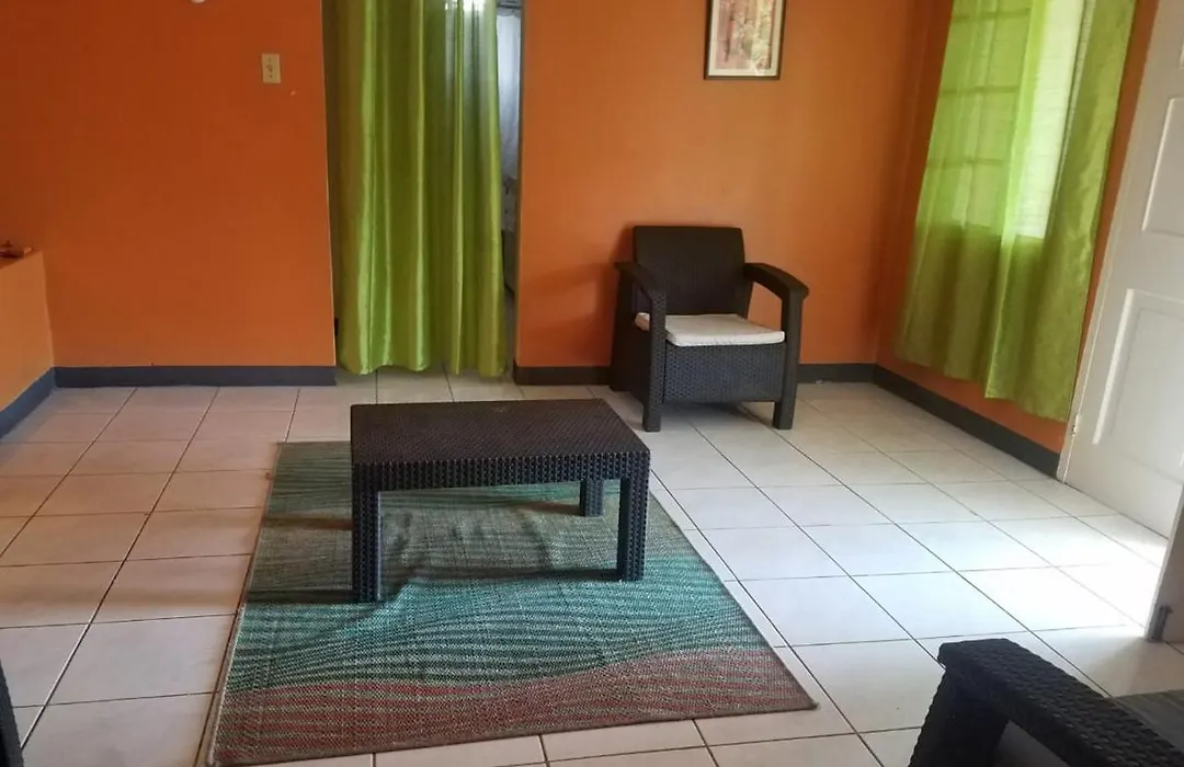 Unity Villa 3 Bedroom With Fans Wifi Parking-1