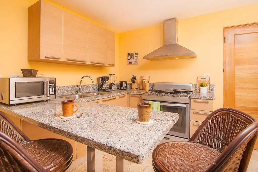 2 Bedroom Apart Steps From The Beach-1