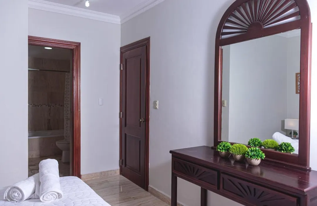 Nautilus Apartamento Ejecutivo 1 Hab Piscina Y A Pasos De La Playa-1