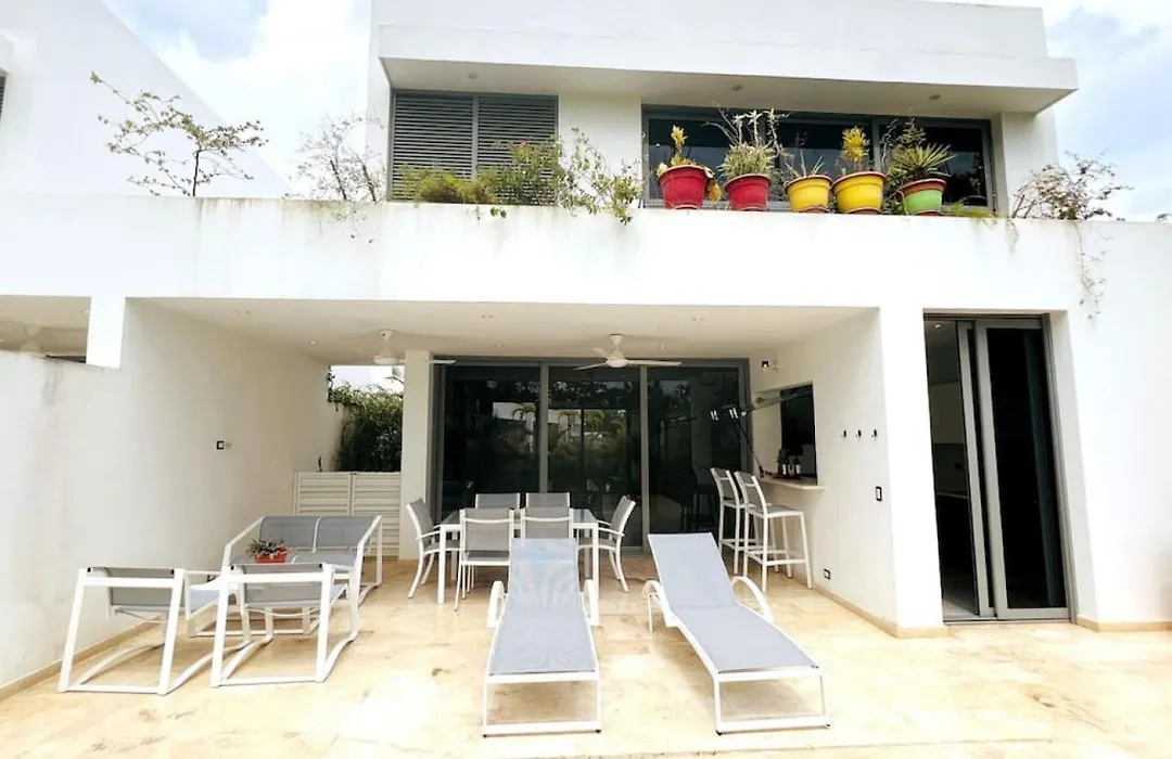 3 Bedroom Pool Villa 50M To The Beach-1