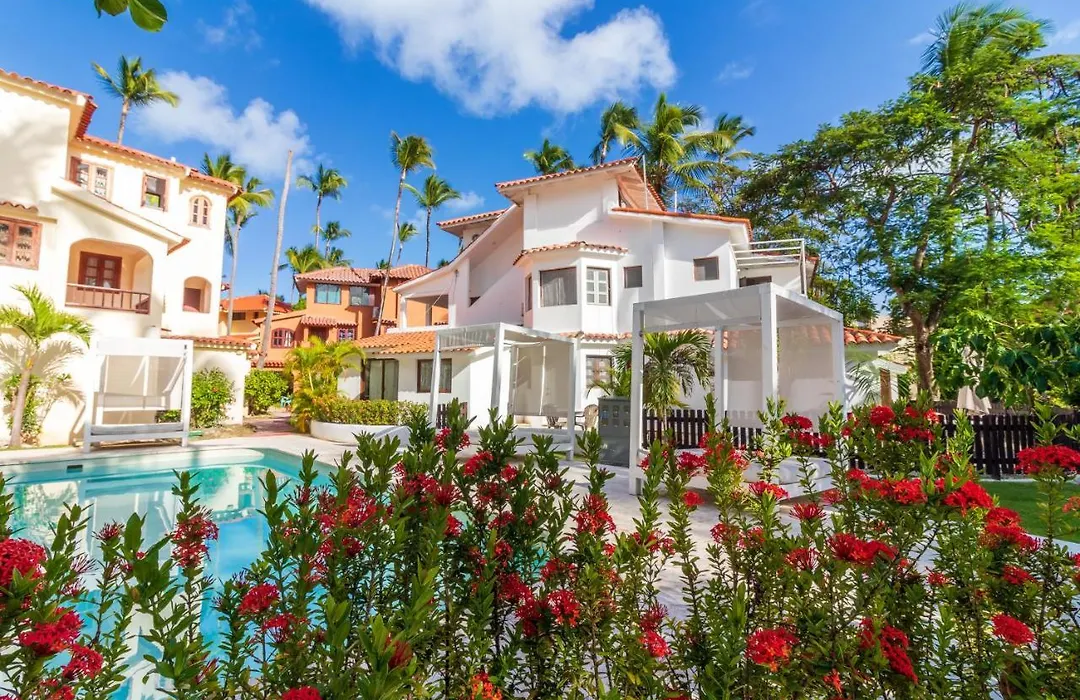 Beautiful Family Villa Near Bavaro Beach With Pool-1