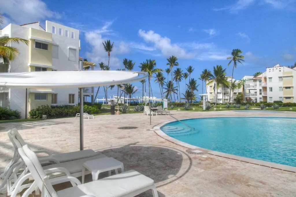 Beachfront Condo Everything Nearby Fast Internet - Turquesa F-101-1