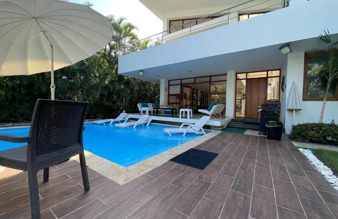 Spacious Trendy Villa At Metro Country Club-1