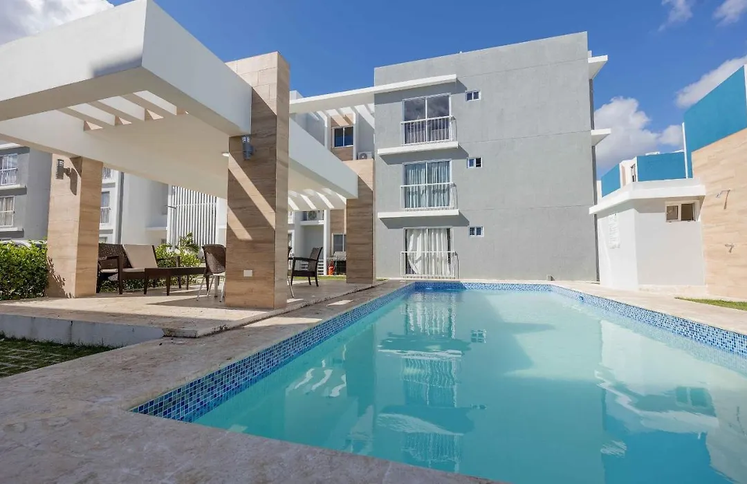 Apartamento con piscina de 3 habitaciones Bávaro-1