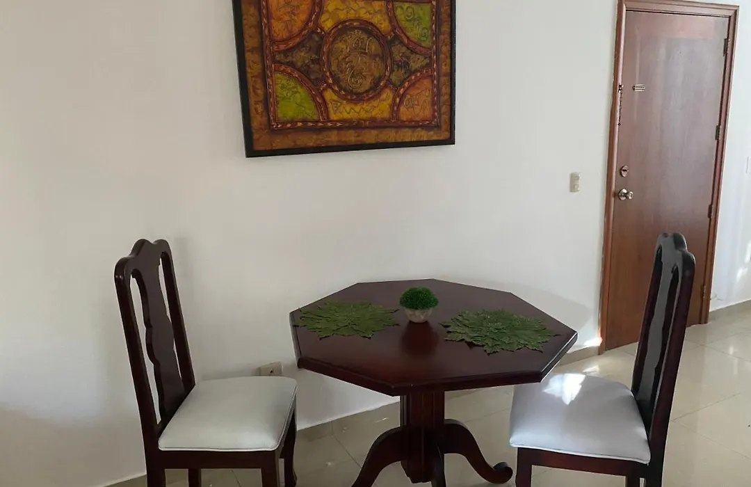 2 Minute Walk To White Sand Beach 1 Bedroom 1 Bath With Pool-1
