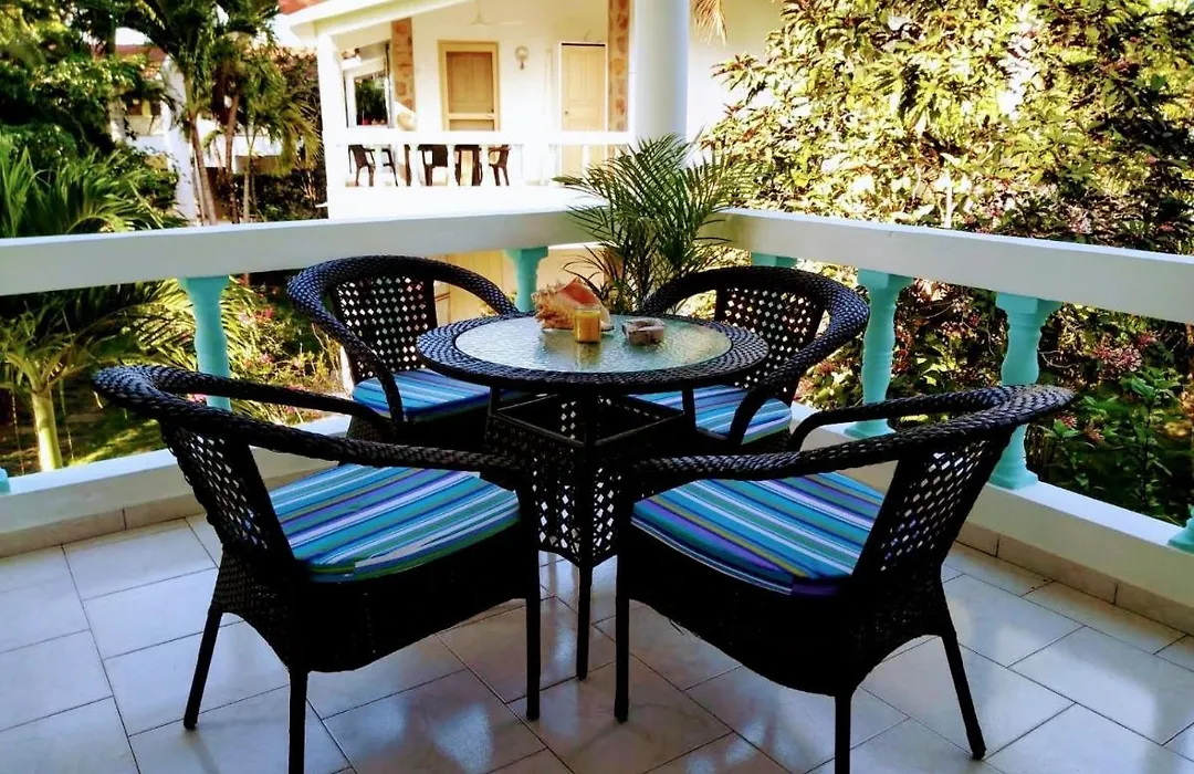 Beautiful 1 Bedroom Apartment In Paradise / Wifi-1
